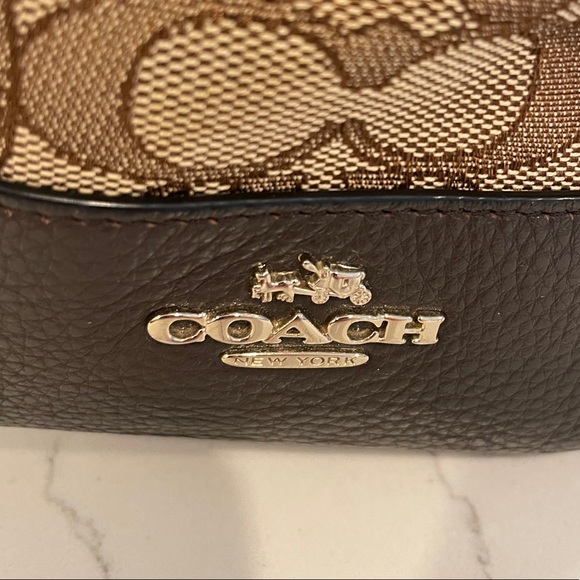 Authentic Coach Purse - Picture 4 of 7